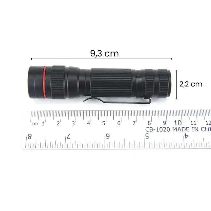 LINTERNA PRO X900 – Iluminación total en segundos, en cualquier situación 🔦